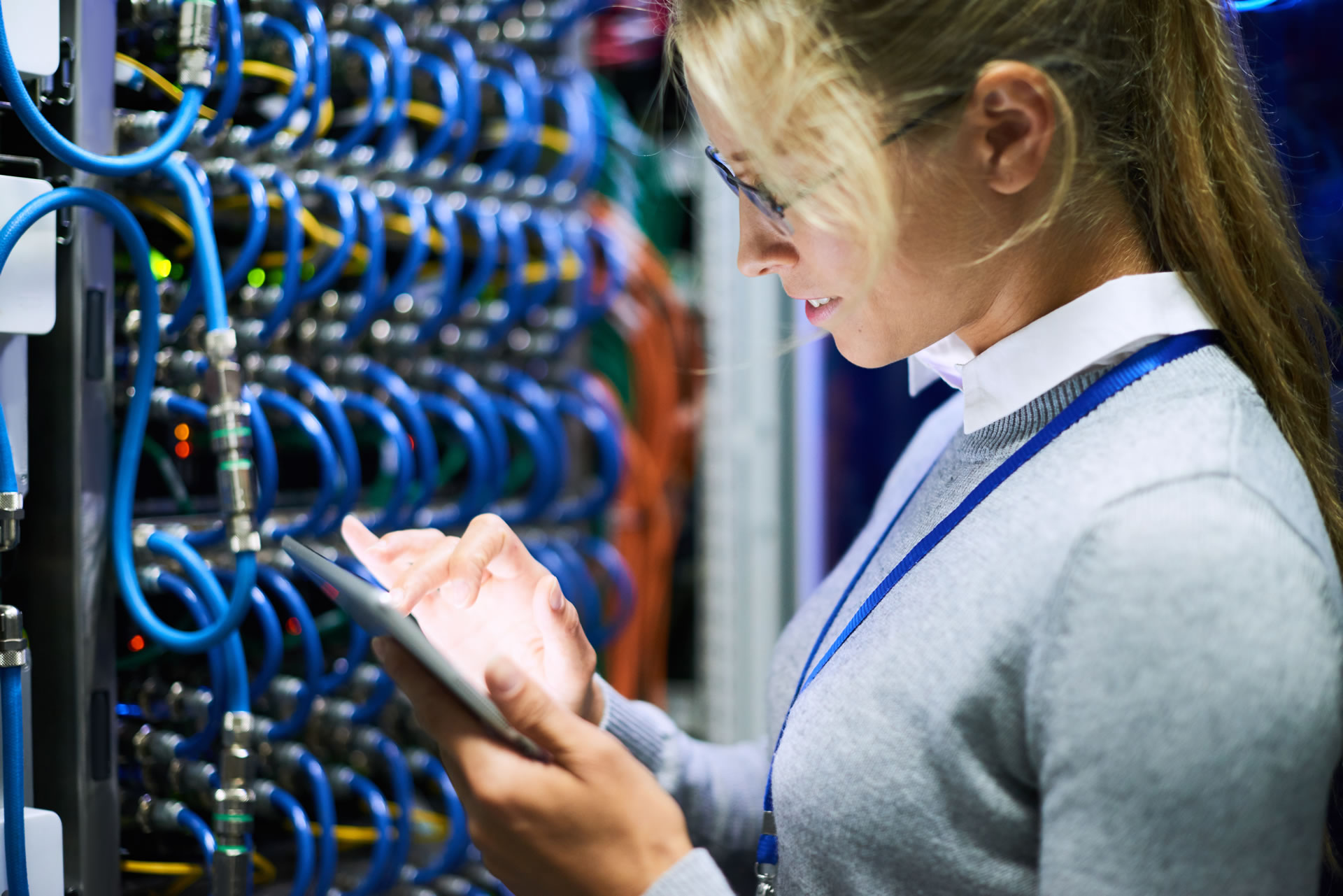 female-systems-administrator-JSQFK8G female-systems-administrator-JSQFK8G